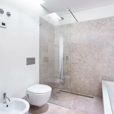 شقة Altido Bright And Elegant 1br With Workspace And Huge Terrace In Pena, Close By Viewpoint Lisboa