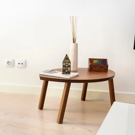 Altido Bright And Elegant 1br With Workspace And Huge Terrace In Pena, Close By Viewpoint Apartman Lisboa
