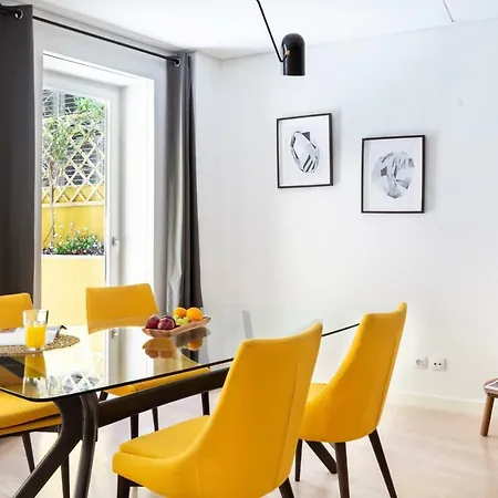 Altido Bright And Elegant 1br With Workspace And Huge Terrace In Pena, Close By Viewpoint * Lisboa